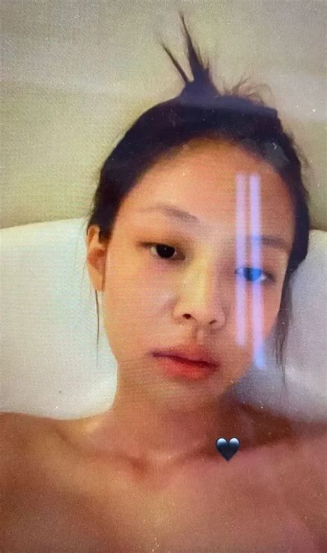 jennie kim bathtub|Jenny, worried about the bathtub picture :。